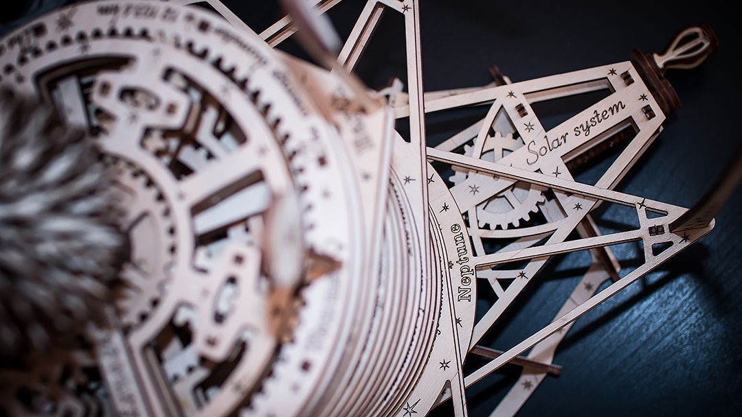 Сборная механическая модель 3D EWA Планетарий (подвижная Солнечная система)