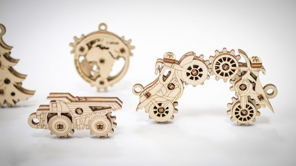 Деревянный конструктор-брелок EWA Эвик: БелАЗ