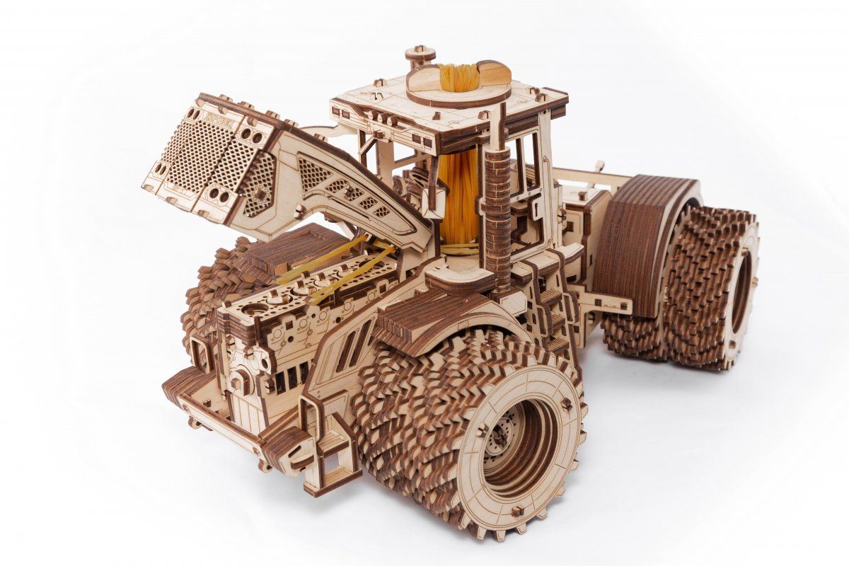 Конструктор деревянный 3D EWA Трактор Кировец К-7М