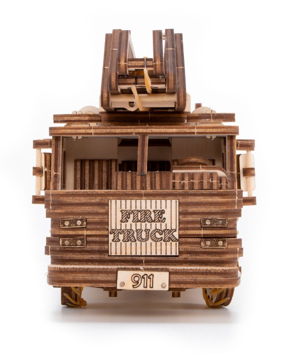 Сборная модель деревянная 3D EWA Пожарная машина с лестницей