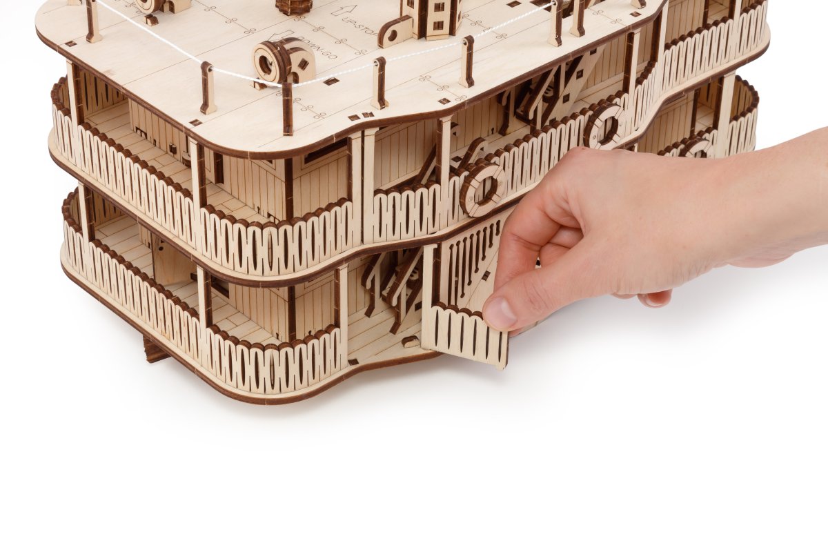 Сборная модель из дерева EWA Колесный пароход Принцесса рек