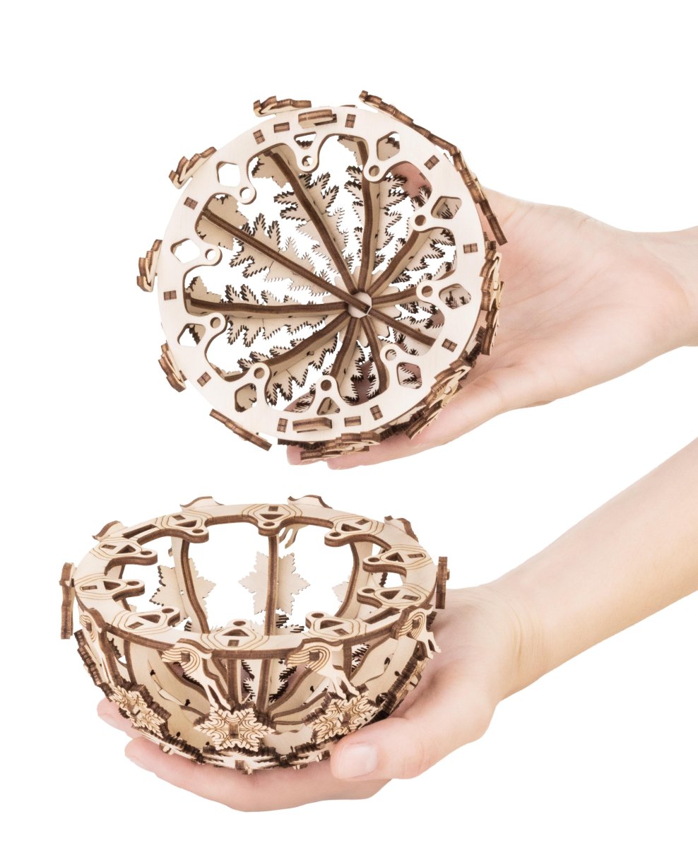 Деревянный конструктор EWA Новогодний шар для подарков