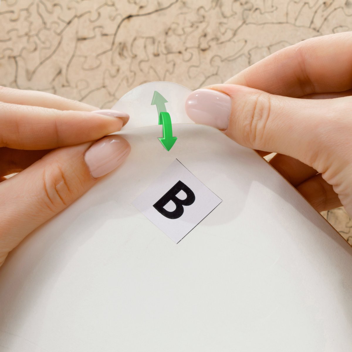 Система приклейки деревянных пазлов на стену EWA