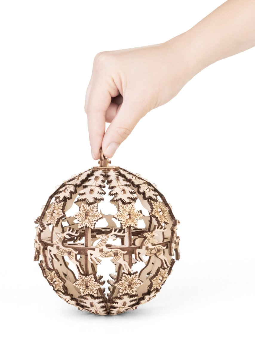 Деревянный конструктор EWA Новогодний шар для подарков