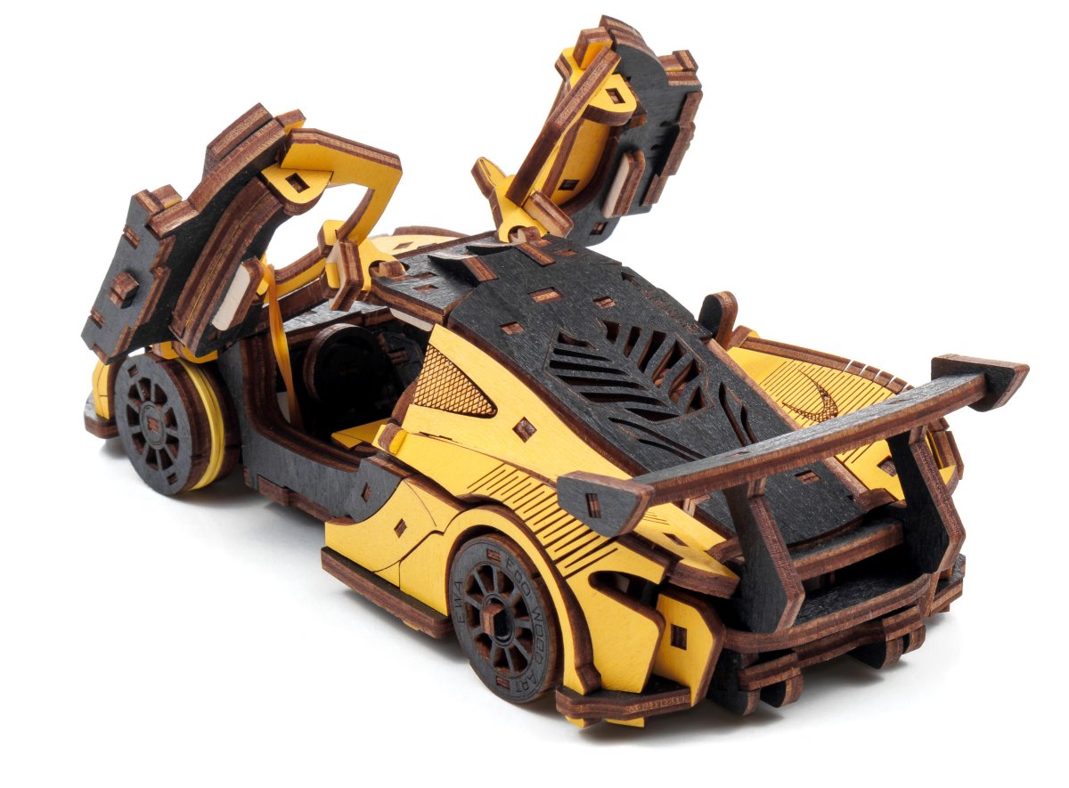 Сборная модель из дерева EWA Гоночный автомобиль (желтый)