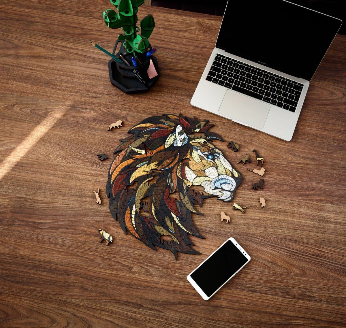 Деревянный, фигурный пазл EWA Лев L 41x37 см