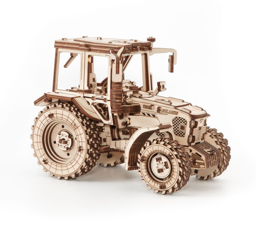 Сборная модель деревянная 3D EWA Трактор Беларус 82