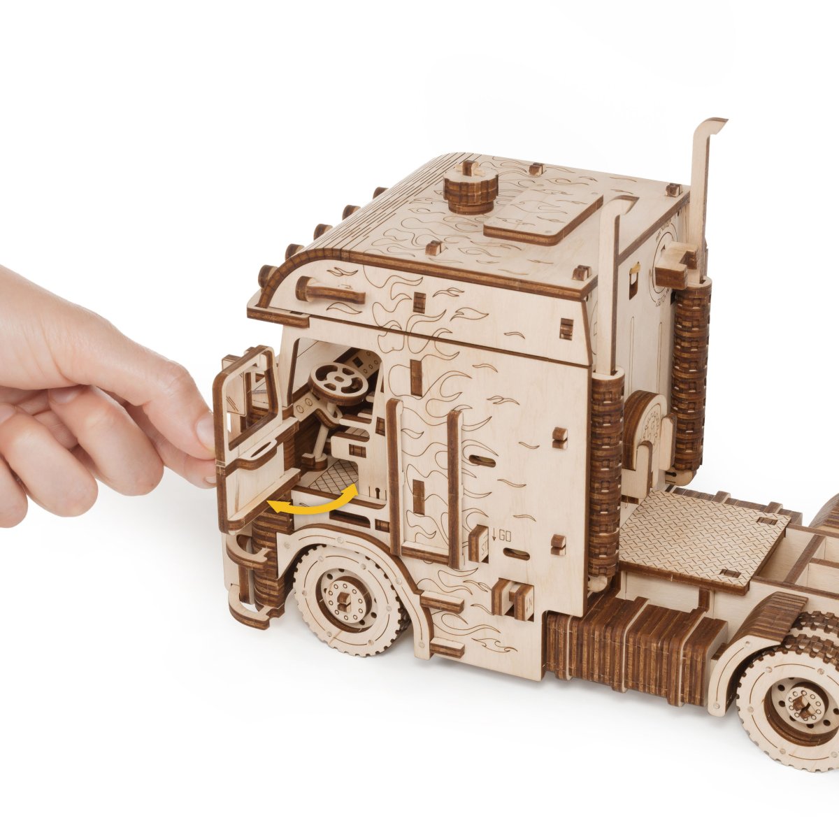 Сборная модель из дерева EWA Грузовой тягач Король дорог