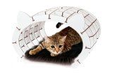 Домик для домашних животных, лежанка с мехом EWA Кошкин дом белый каркас-черный мех